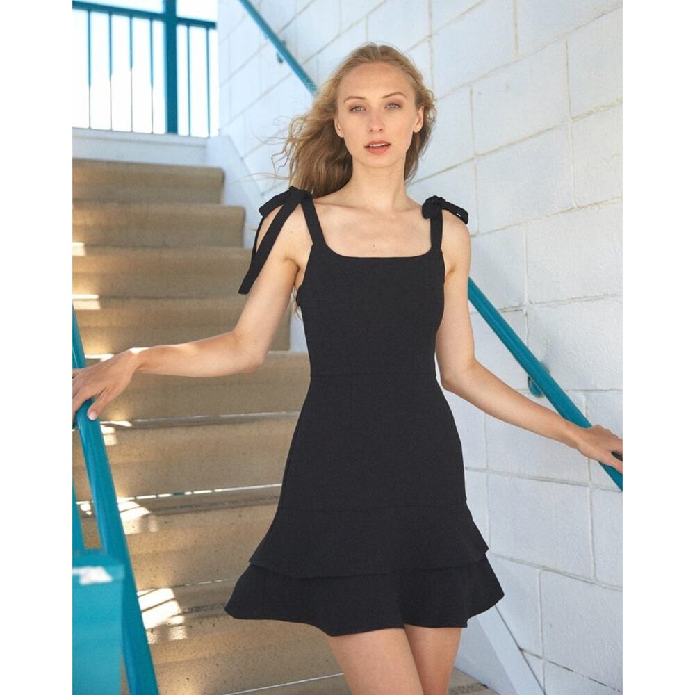Adelyn Rae Nixxi Tie Shoulder Mini Dress Black Womens Medium New Tiered